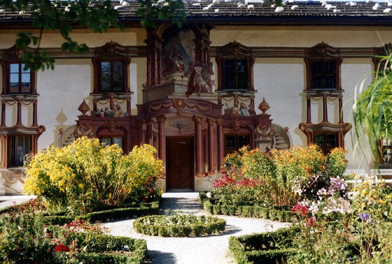 gardeninoberammergau.jpg