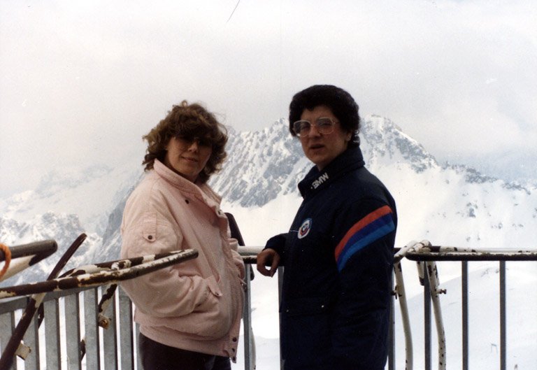 joandmaryannatzugspitzee.jpg