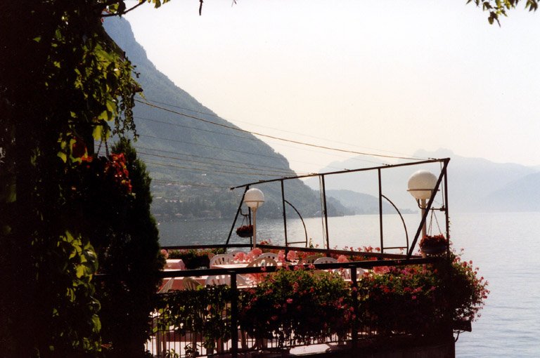 varennahotelrestaurantlakecomo.jpg